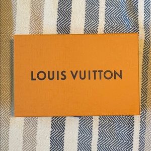 Louis Vuitton box